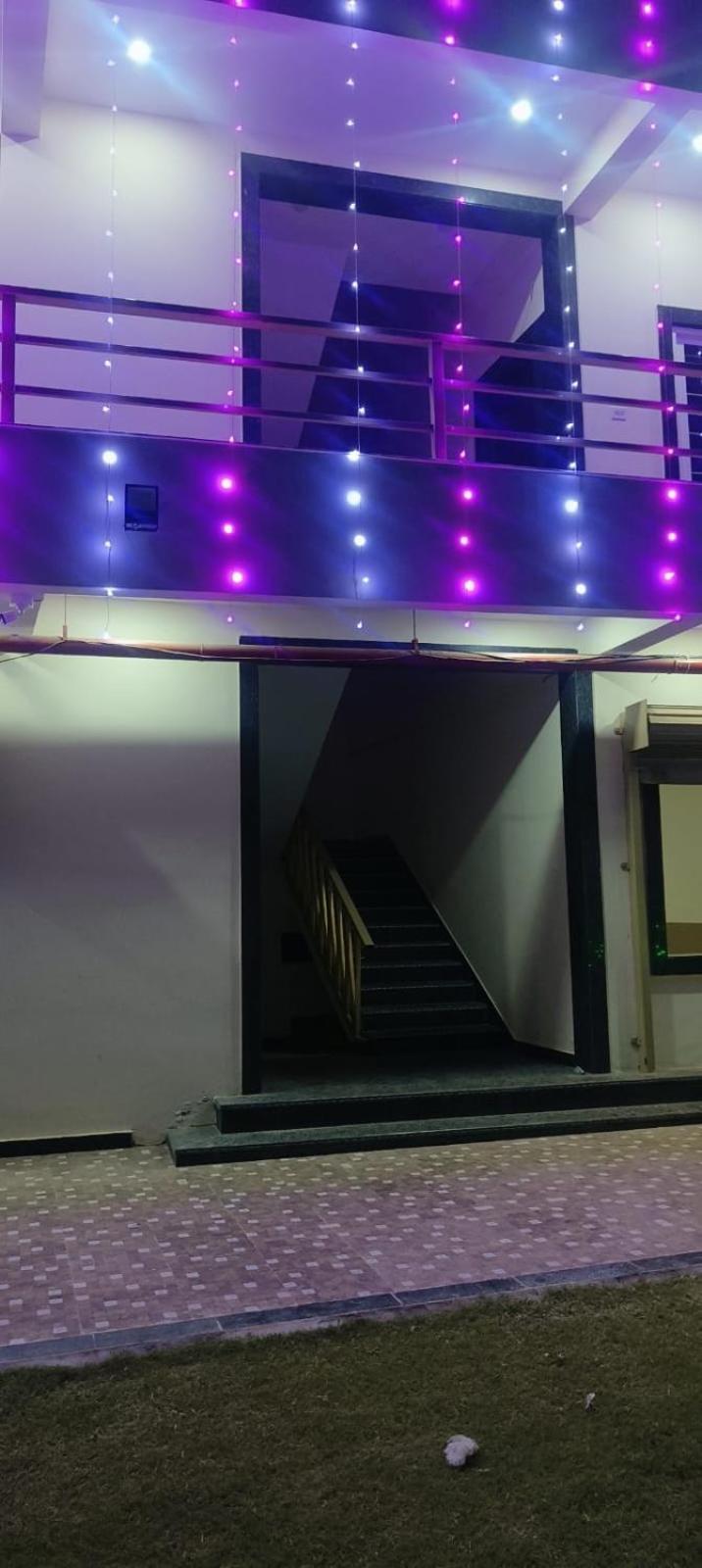 Jhankar Banquet And Lawn Varanasi Exteriör bild